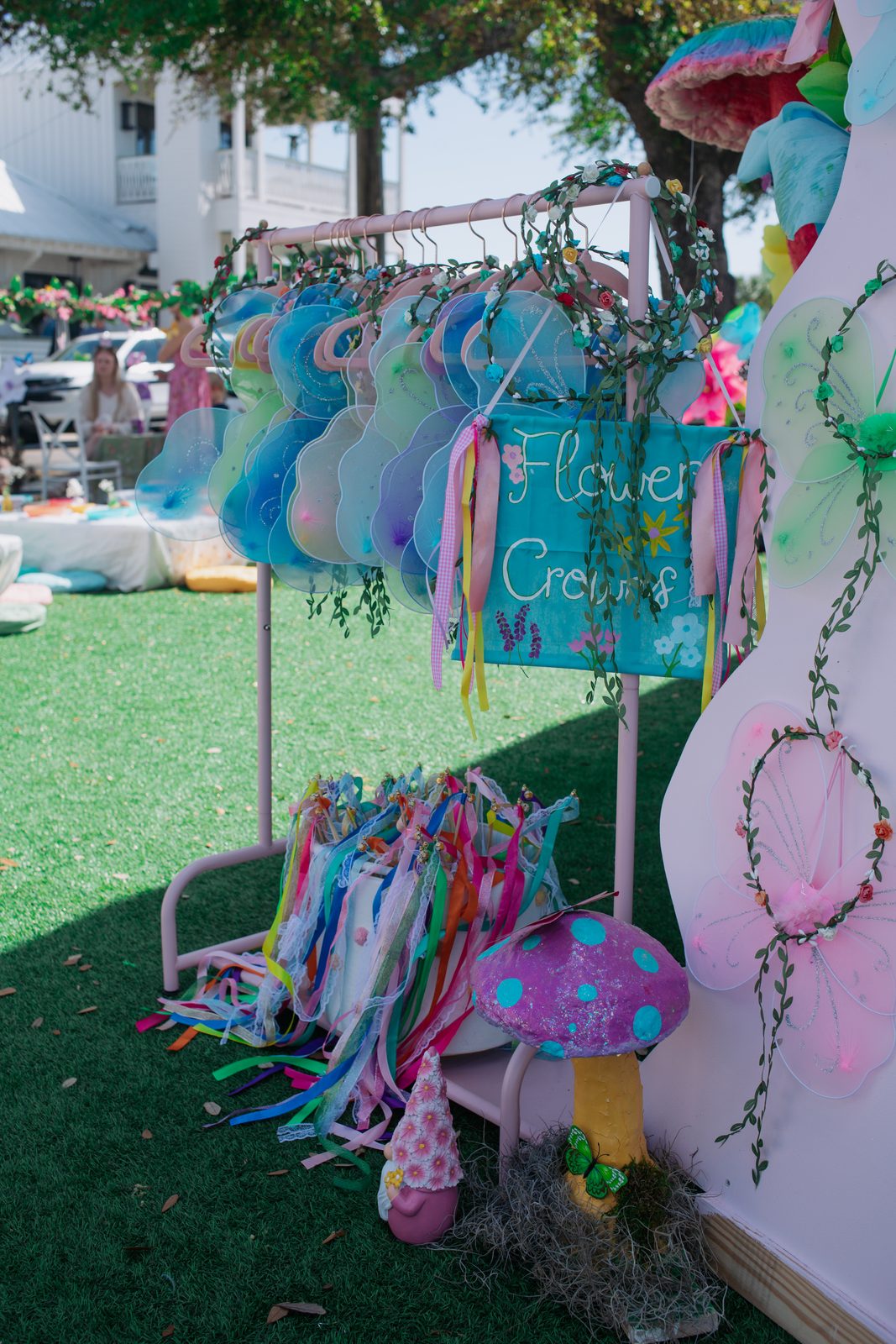 Event design, floral, and signage work by Eclectic Ave. — image 38
